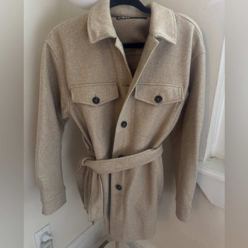 Zara belted over shirt small